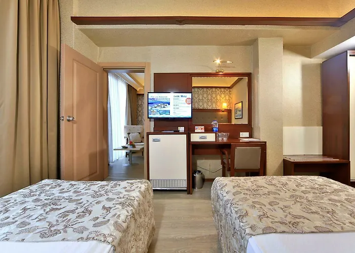 Hedef Beyt & 3* Selçuk