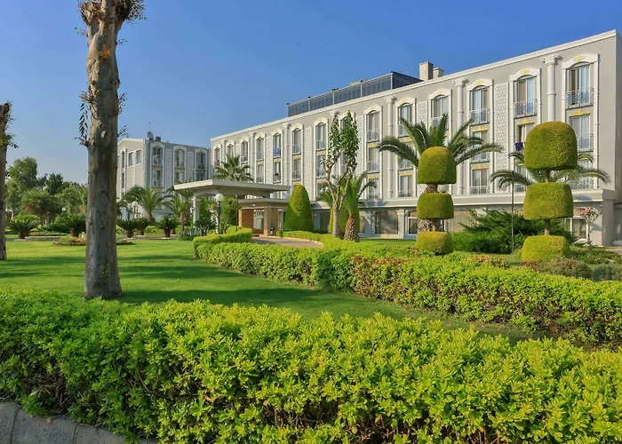 Hedef Beyt & Hotell Selçuk